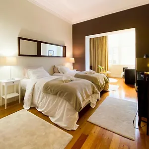 guest-house-bairro-azul.hotels-lisbon-portugal.com/